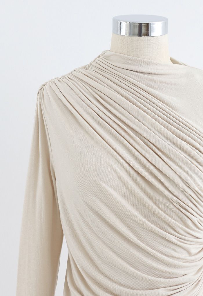 VOLANT CREME. Geplooide top