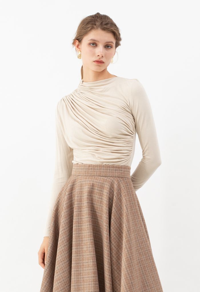 VOLANT CREME. Geplooide top