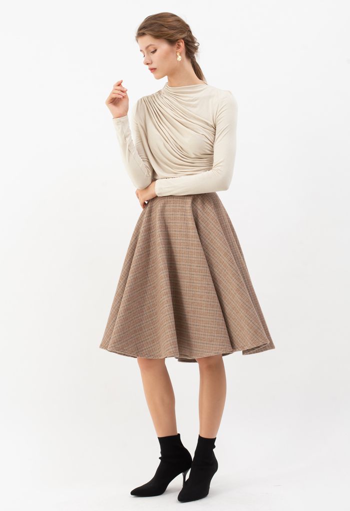 VOLANT CREME. Geplooide top