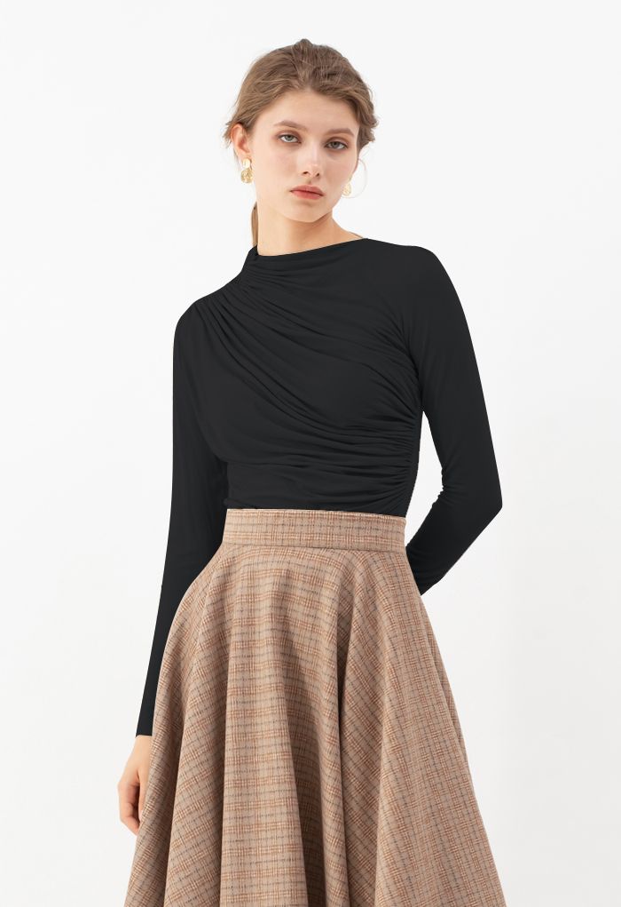 VOLANT NOIR. Geplooide top
