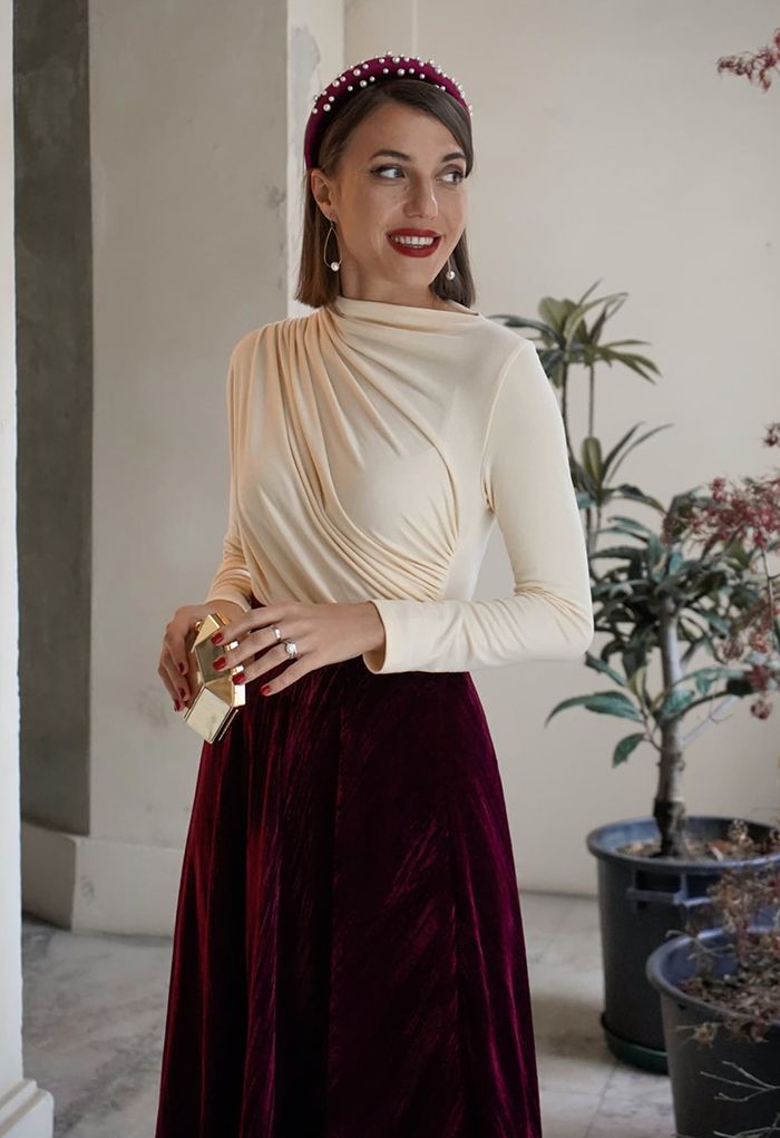 VOLANT CREME. Geplooide top