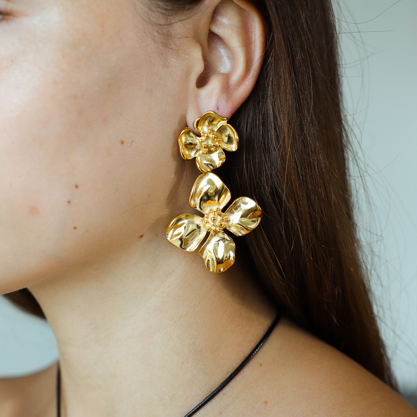 FLEURS. Oorbellen